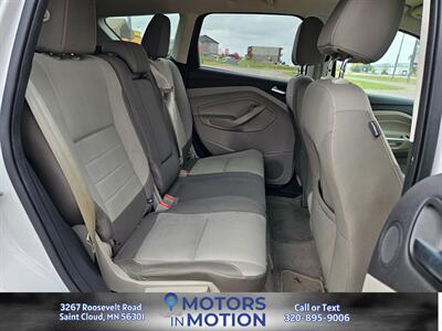 2015 Ford Escape SE AWD   - Photo 15 - Saint Cloud, MN 56301
