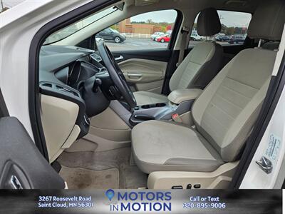 2015 Ford Escape SE AWD   - Photo 12 - Saint Cloud, MN 56301
