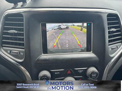 2018 Jeep Grand Cherokee Laredo E 4WD   - Photo 17 - Saint Cloud, MN 56301