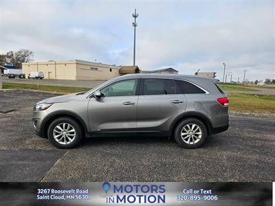 2016 Kia Sorento LX V6 AWD   - Photo 2 - Saint Cloud, MN 56301