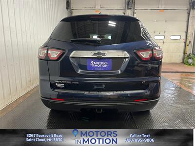 2017 Chevrolet Traverse LT AWD - Photo 4 - Saint Cloud, MN 56301