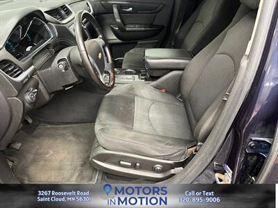 2017 Chevrolet Traverse LT AWD - Photo 11 - Saint Cloud, MN 56301