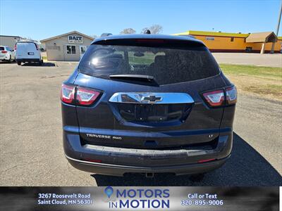 2017 Chevrolet Traverse LT AWD - Photo 4 - Saint Cloud, MN 56301