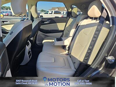 2018 Ford Edge Titanium AWD - Photo 14 - Saint Cloud, MN 56301