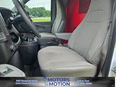 2019 Chevrolet Express 2500 4x4   - Photo 10 - Saint Cloud, MN 56301