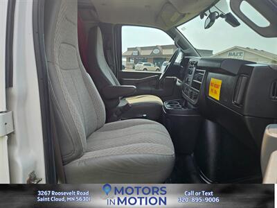 2019 Chevrolet Express 2500 4x4   - Photo 22 - Saint Cloud, MN 56301