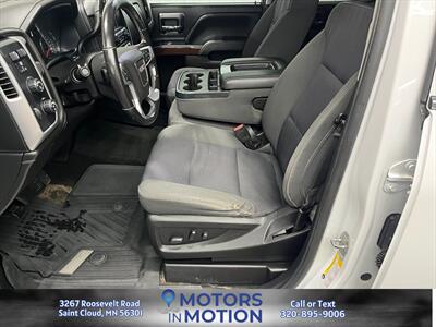 2018 GMC Sierra 1500 SLE 4x4 - Photo 10 - Saint Cloud, MN 56301