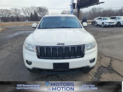 2012 Jeep Grand Cherokee Laredo 4WD w/Sunroof - Photo 8 - Saint Cloud, MN 56301