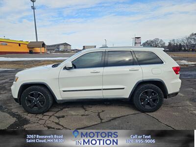 2012 Jeep Grand Cherokee Laredo 4WD w/Sunroof - Photo 2 - Saint Cloud, MN 56301