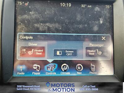 2014 Chrysler 300 S AWD - Photo 12 - Saint Cloud, MN 56301