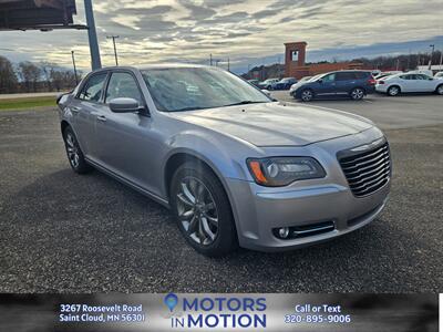 2014 Chrysler 300 S AWD - Photo 7 - Saint Cloud, MN 56301