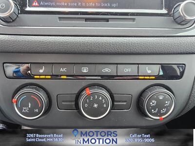 2014 Volkswagen Tiguan SE 4Motion AWD   - Photo 12 - Saint Cloud, MN 56301