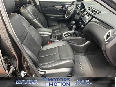 2015 Nissan Rogue SL AWD   - Photo 18 - Saint Cloud, MN 56301