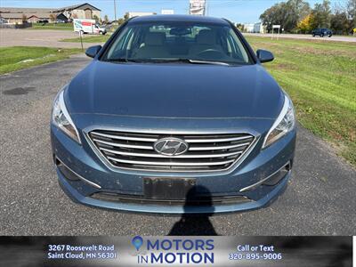 2017 Hyundai SONATA SE - Photo 8 - Saint Cloud, MN 56301