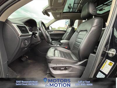 2018 Volkswagen Atlas 3.6L Execline 4Motion AWD - Photo 10 - Saint Cloud, MN 56301