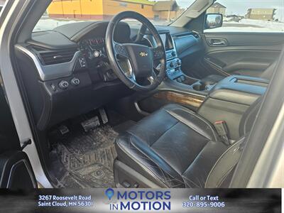 2017 Chevrolet Suburban LT   - Photo 9 - Saint Cloud, MN 56301