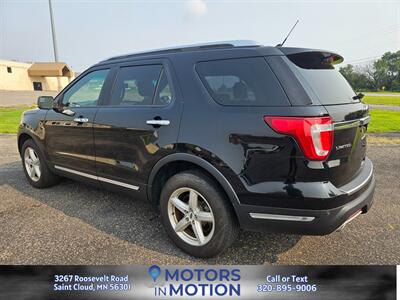 2018 Ford Explorer Limited AWD w/Sunroof   - Photo 8 - Saint Cloud, MN 56301
