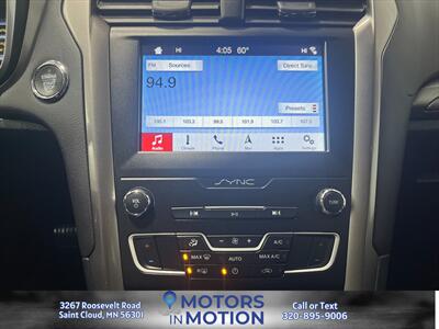 2019 Ford Fusion Hybrid SE   - Photo 12 - Saint Cloud, MN 56301