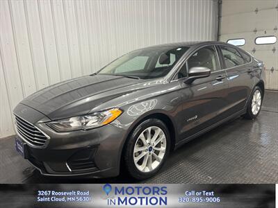2019 Ford Fusion Hybrid SE   - Photo 1 - Saint Cloud, MN 56301