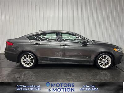 2019 Ford Fusion Hybrid SE   - Photo 6 - Saint Cloud, MN 56301