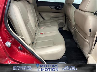 2016 Nissan Rogue SL AWD - Photo 14 - Saint Cloud, MN 56301
