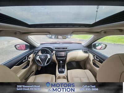 2016 Nissan Rogue SL AWD   - Photo 10 - Saint Cloud, MN 56301