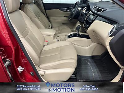 2016 Nissan Rogue SL AWD - Photo 12 - Saint Cloud, MN 56301