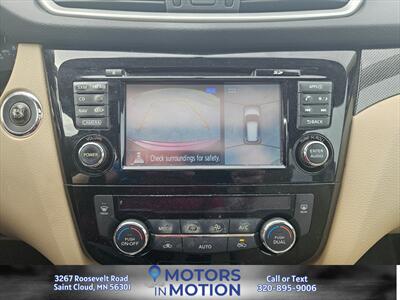 2016 Nissan Rogue SL AWD   - Photo 11 - Saint Cloud, MN 56301