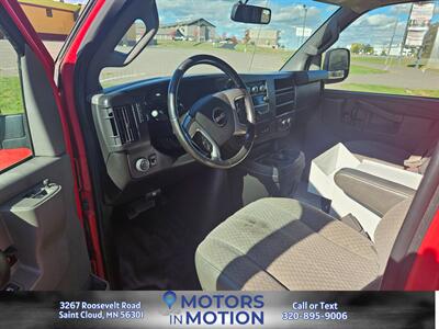 2018 GMC Savana 3500 6.0L   - Photo 9 - Saint Cloud, MN 56301