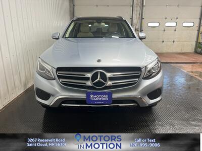 2018 Mercedes-Benz GLC 300 4MATIC AWD w/Sunroof   - Photo 8 - Saint Cloud, MN 56301