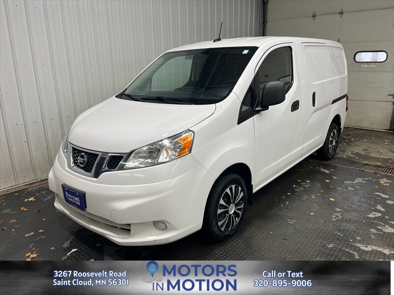 2020 Nissan NV200 SV  