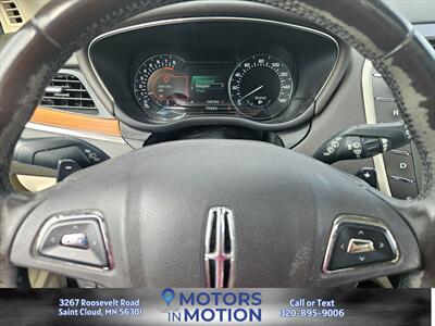 2016 Lincoln MKC Reserve AWD w/Sunroof   - Photo 15 - Saint Cloud, MN 56301