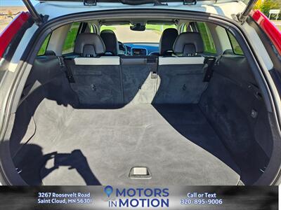 2017 Volvo XC60 T6 Dynamic AWD 2.0 - Photo 17 - Saint Cloud, MN 56301