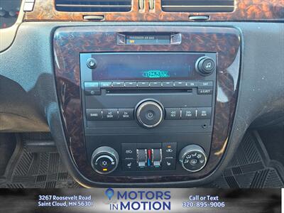 2012 Chevrolet Impala LTZ w/Sunroof - Photo 11 - Saint Cloud, MN 56301