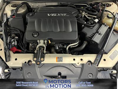 2012 Chevrolet Impala LTZ w/Sunroof   - Photo 18 - Saint Cloud, MN 56301