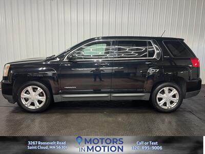 2017 GMC Terrain SLE-1   - Photo 2 - Saint Cloud, MN 56301