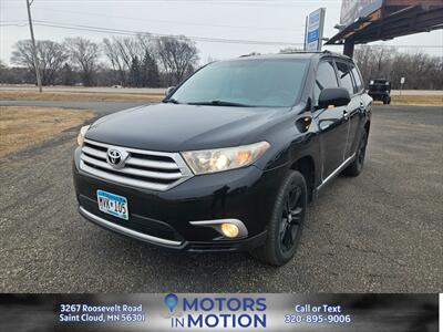 2013 Toyota Highlander Limited AWD V6 w/Sunroof - Photo 1 - Saint Cloud, MN 56301