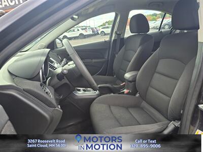 2016 Chevrolet Cruze Limited ECO Auto   - Photo 9 - Saint Cloud, MN 56301