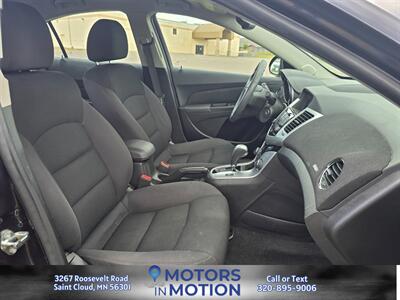 2016 Chevrolet Cruze Limited ECO Auto   - Photo 13 - Saint Cloud, MN 56301
