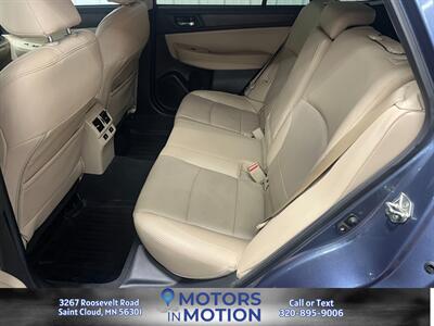 2016 Subaru Outback 2.5i Limited AWD w/Sunroof   - Photo 17 - Saint Cloud, MN 56301