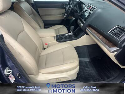 2016 Subaru Outback 2.5i Limited AWD w/Sunroof   - Photo 16 - Saint Cloud, MN 56301
