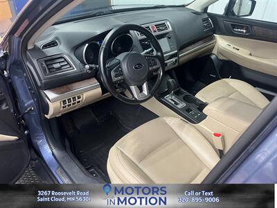 2016 Subaru Outback 2.5i Limited AWD w/Sunroof   - Photo 9 - Saint Cloud, MN 56301