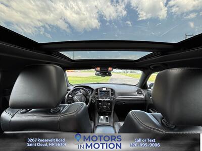 2016 Chrysler 300 S AWD - Photo 13 - Saint Cloud, MN 56301