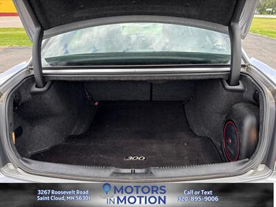 2016 Chrysler 300 S AWD - Photo 11 - Saint Cloud, MN 56301