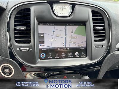 2016 Chrysler 300 S AWD - Photo 18 - Saint Cloud, MN 56301