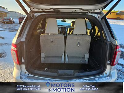 2013 Ford Explorer Limited 4WD w/Sunroof - Photo 15 - Saint Cloud, MN 56301