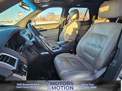 2013 Ford Explorer Limited 4WD w/Sunroof - Photo 13 - Saint Cloud, MN 56301