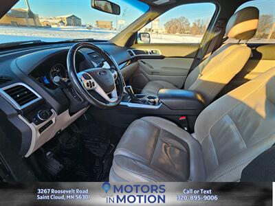 2013 Ford Explorer Limited 4WD w/Sunroof - Photo 9 - Saint Cloud, MN 56301