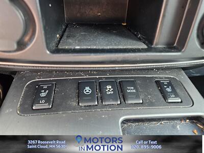2013 Nissan Armada Platinum 4WD   - Photo 15 - Saint Cloud, MN 56301
