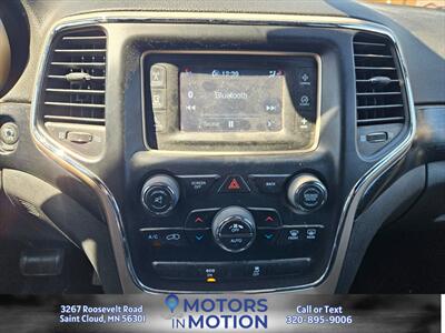2014 Jeep Grand Cherokee Laredo   - Photo 11 - Saint Cloud, MN 56301